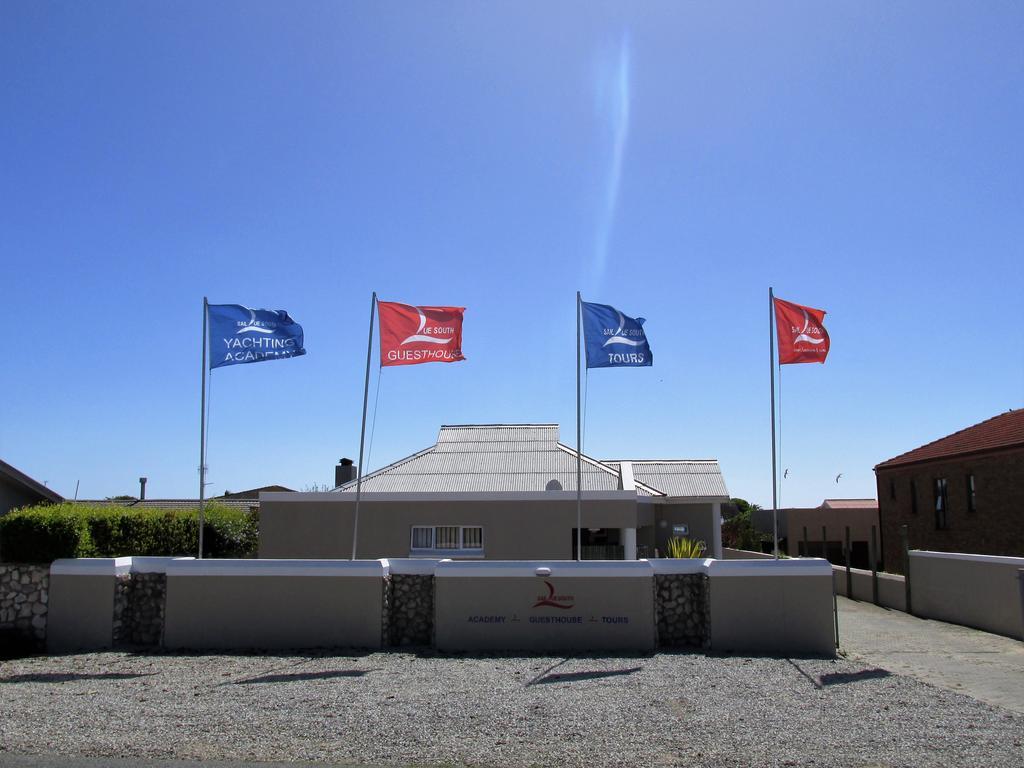 Due South Guest House Langebaan Exterior foto